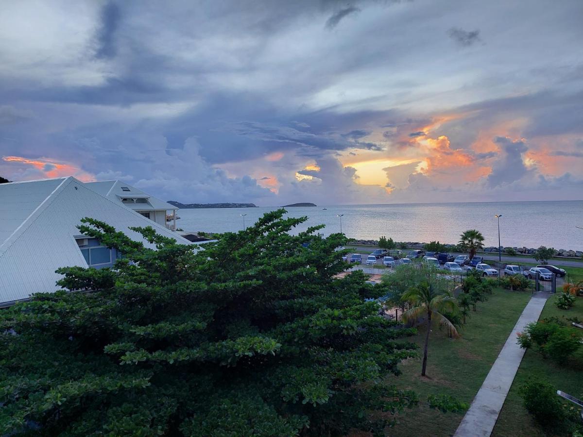 Fresh Cool Love Marigot  Exterior photo